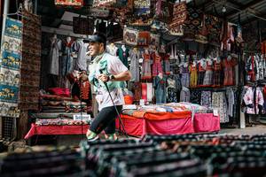 BIB: 
                            <button type="button" onclick="openModal(25581945)" class="btn btn-primary btn-sm float-right btn-popup" data-toggle="modal" data-target=".modal-high-quality">
                        <i class="fas fa-shopping-cart"></i> Add to Cart
                    </button>
                                            <button type="button" onclick="isThisMe(25581945, true)" class="btn btn-success btn-sm float-right btn-popup btn-isme hidden" data-toggle="tooltip" data-placement="bottom" title="นี่คือรูปของคุณใช่ไหม คลิกที่นี่เพื่อเอาเข้าอัลบั้ม">
                        <i class="fas fa-plus"></i> Add to album
                    </button>
                    <button type="button" onclick="isThisMe(25581945, false)" class="btn btn-warning btn-sm float-right btn-popup btn-isnotme hidden">
                        <i class="fas fa-ban"></i> Remove from album
                    </button>